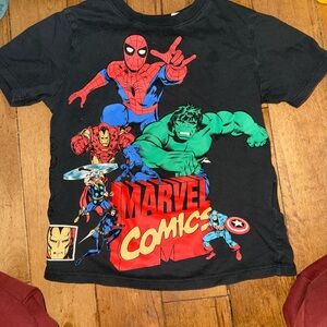H&M marvel shirt